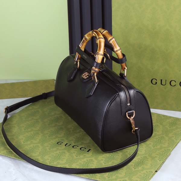 グッチバッグ背面デザイン